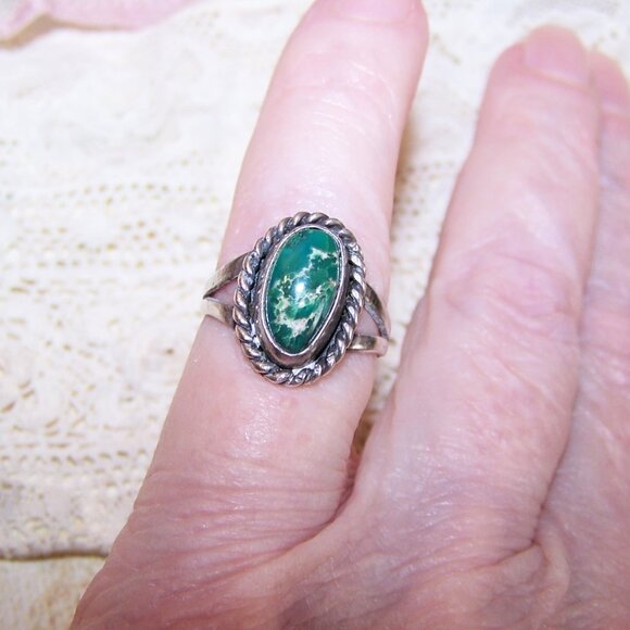 Native American Sterling Silver Turquoise Ring - Size 3.75 - Picture 6 of 10